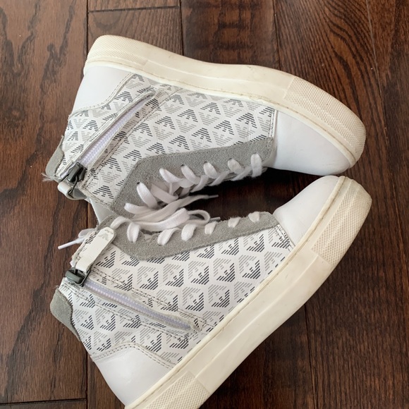 Boys Armani high tops (size 13) - Picture 5 of 8